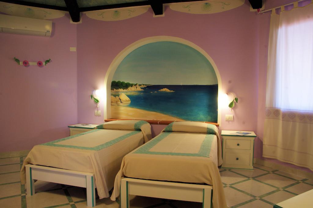 Residence Riva Azzurra Cannigione Rum bild