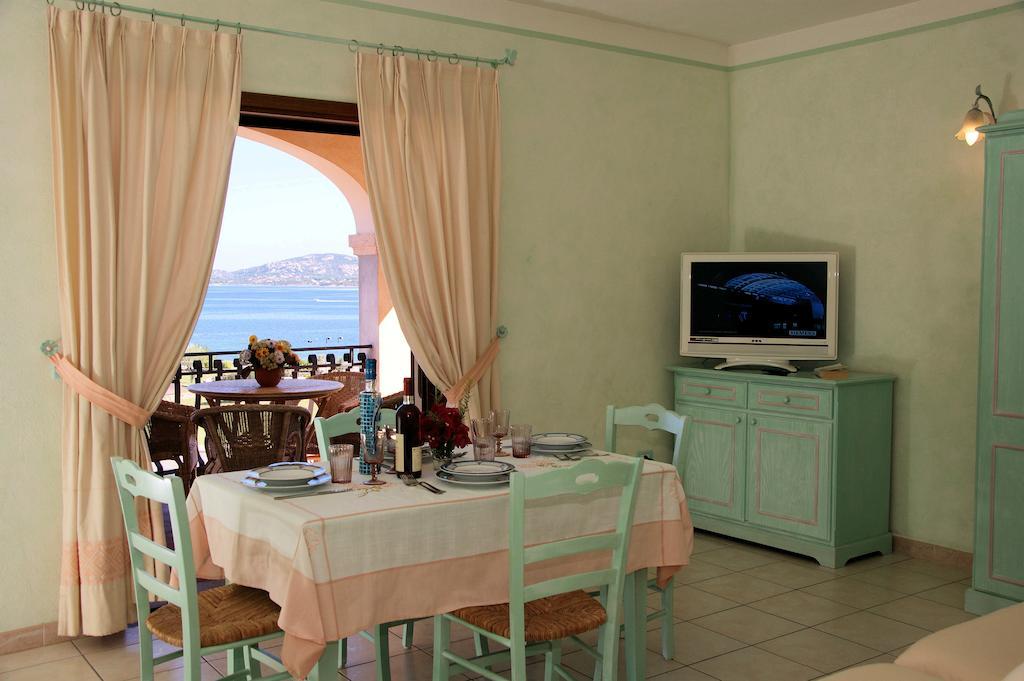 Residence Riva Azzurra Cannigione Rum bild