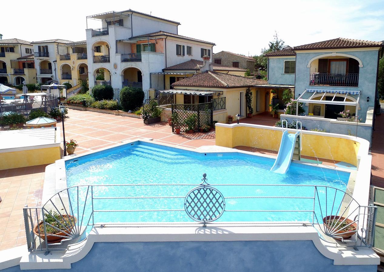 Residence Riva Azzurra Cannigione Exteriör bild